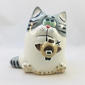 Фарфоровая статуэтка Кот-птицелов (из серии котов-охотников)