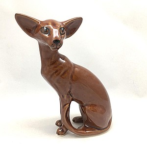 Фарфоровая статуэтка кошка Ориентальная сидящая рыжая