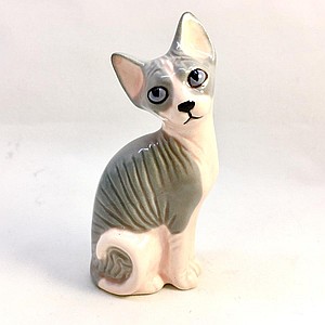 Сфинкс малый розовый с серой спинкой