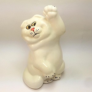 Скоттиш фолд белый с лапкой