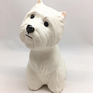 Вест-хайленд-уайт-терьер сидящий